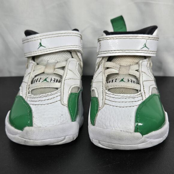 Jordan Jumpman Two Trey Sneakers Infant Toddler 4 Green White Basketball Shoes - Picture 7 of 9